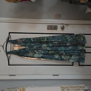 Beautiful blue floral deep v maxi dress H&M Like New! M, L